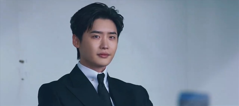 Lee Jong Suk sẽ làm gì khi Kim Joo Heon là “Big Mouse”?