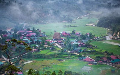 Ngôi làng cổ tích giữa đại ngàn và chuyện làm du lịch cộng đồng